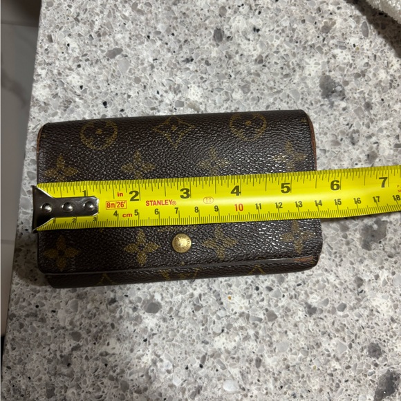 Louis Vuitton Wallet  - Authentic - Picture 15 of 16